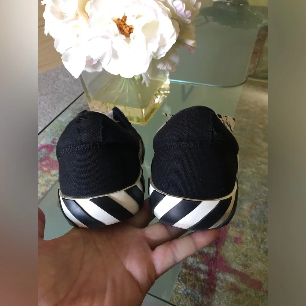 Off-white - Picture 5 of 9